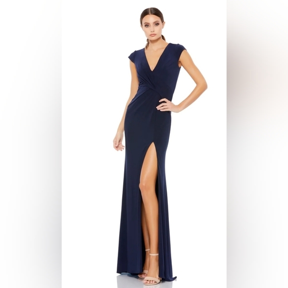 Ieena for Mac Duggal, V-Neck Ruched‎ Jersey Gown, Navy, Size 10, NWT - Picture 1 of 10